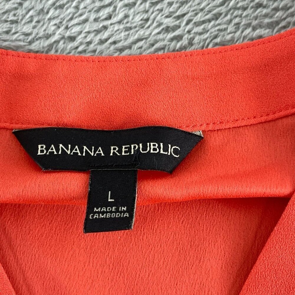 Banana Republic Womens Coral V-Neck Blouse Size L 100% Polyester1733 - Picture 3 of 8